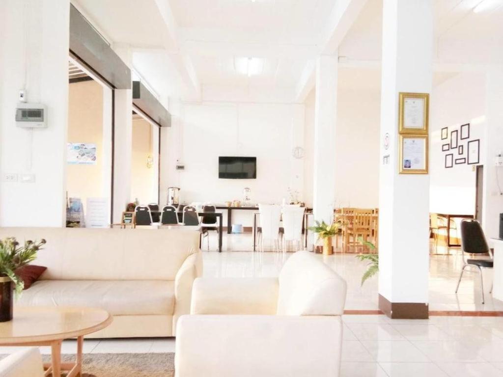 Rueangrat Hotel Ranong Kültér fotó
